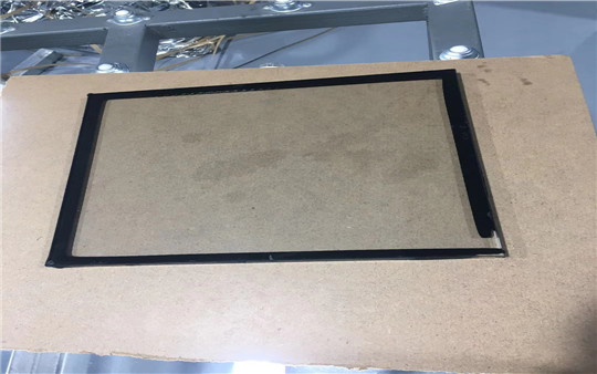 非隔热防火玻璃